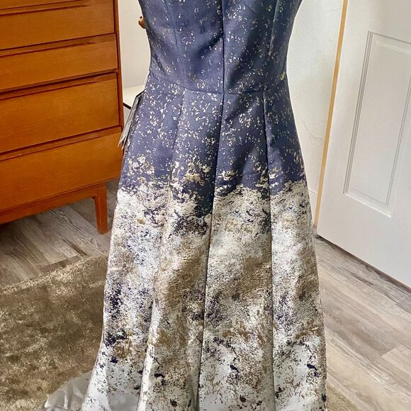 NWT Kay Unger Floor Length One Shoulder Elegant Gown Size 6 Retail $350 - Picture 2 of 8